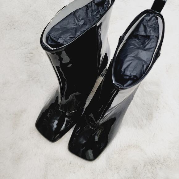 NEW Good American Black Patent Leather Square Toe Ankle Boot - Picture 4 of 8